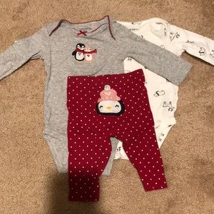 Carter’s bundle of 3M baby girls clothes 👧🏻